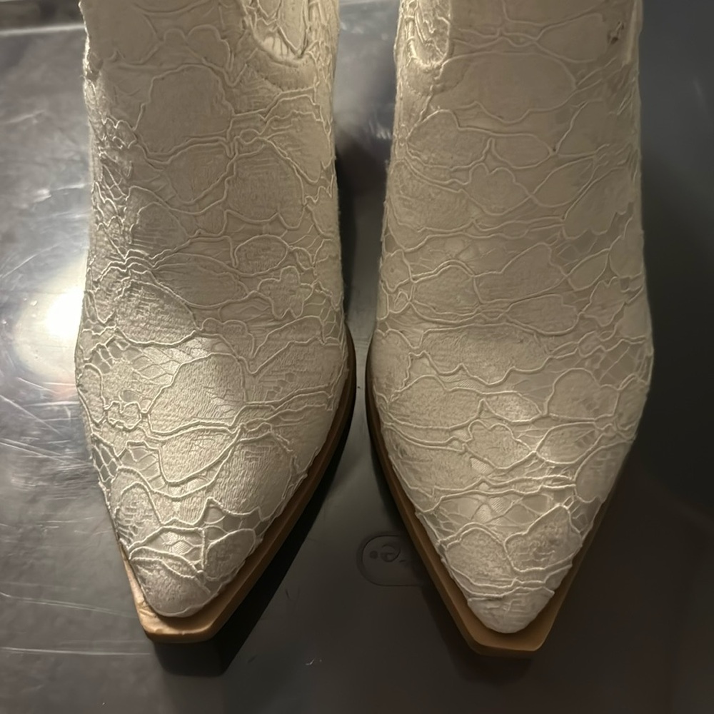 Corky 9 Rowdy boots